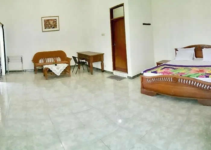 ホステル Wisma Bhinneka Bali *